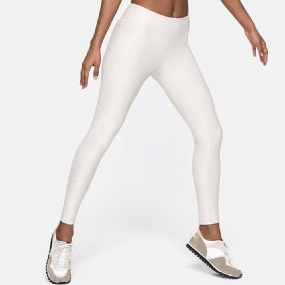 Outdoor Voices Leggings in Oatmeal
